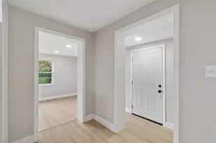 4504 Ashmore Dr, Tampa, FL 33610 - Photo 18