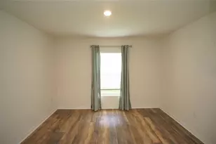 501 Calico Scallop St, Ruskin, FL 33570 - Photo 10