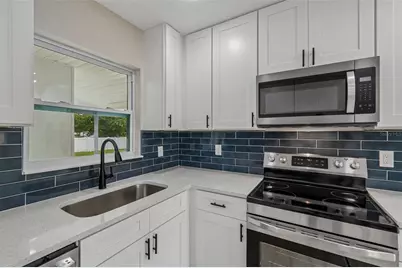 7802 N Matanzas Avenue, Tampa, FL 33614 - Photo 20