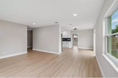 7802 N Matanzas Avenue, Tampa, FL 33614 - Photo 10