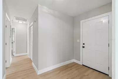 7802 N Matanzas Avenue, Tampa, FL 33614 - Photo 6