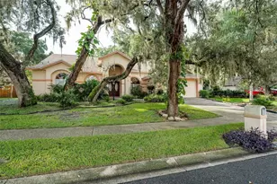 1336 Waterwood Dr, Lutz, FL 33559 - Photo 2