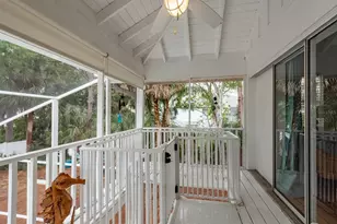 737 Ohio Ave, Palm Harbor, FL 34683 - Photo 44