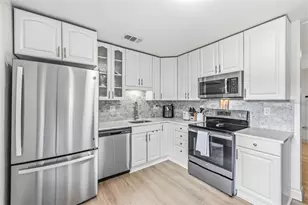 3913 W Wallace Ave, Tampa, FL 33611 - Photo 8