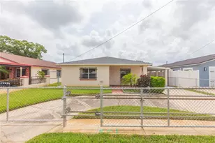 6611 N Clark Ave, Tampa, FL 33614 - Photo 2