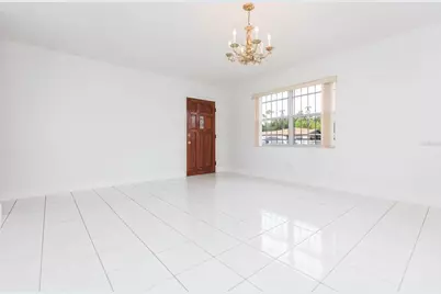 6611 N Clark Avenue, Tampa, FL 33614 - Photo 10