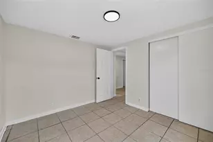 3311 E Chelsea St, Tampa, FL 33610 - Photo 18