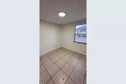 3311 E Chelsea Street, Tampa, FL 33610 - Photo 10