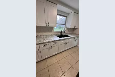 3311 E Chelsea Street, Tampa, FL 33610 - Photo 8