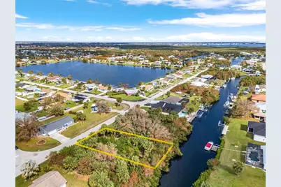 18786 Ashcroft Circle, Port Charlotte, FL 33948 - Photo 6