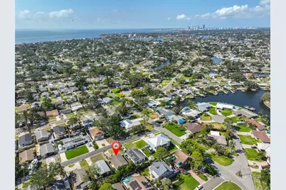 1727 New Hampshire Avenue NE, Saint Petersburg, FL 33703 - Photo 28