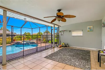 1121 NE 11th Terrace, Cape Coral, FL 33909 - Photo 32