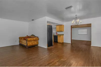 1121 NE 11th Terrace, Cape Coral, FL 33909 - Photo 10
