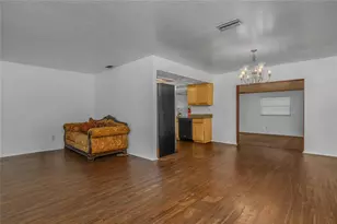 1121 NE 11th Terrace, Cape Coral, FL 33909 - Photo 10