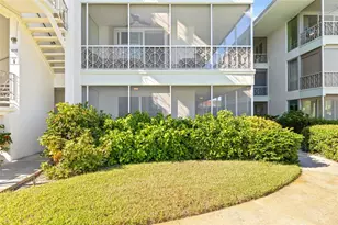 1012 N Shore Dr NE, Saint Petersburg, FL 33701 - Photo 30