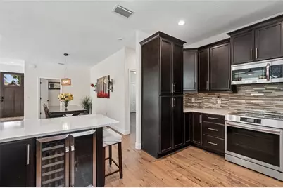 110 S Beverly Avenue, Tampa, FL 33609 - Photo 10