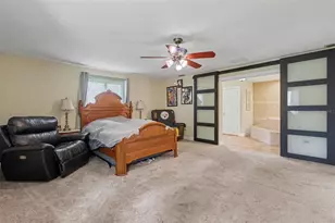 1307 Brantwood Dr, Valrico, FL 33594 - Photo 16