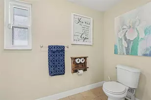 1307 Brantwood Dr, Valrico, FL 33594 - Photo 12