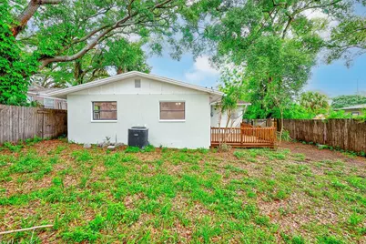 1011 Fairmont Street, Clearwater, FL 33755 - Photo 30