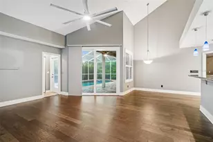 1128 Mainsail Dr, Tarpon Springs, FL 34689 - Photo 12