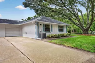 1275 Stonehaven Ln, Dunedin, FL 34698 - Photo 8