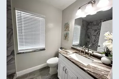 912 La Jolla Avenue, Sun City Center, FL 33573 - Photo 16