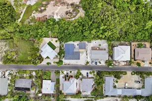 608 St Judes Dr, Longboat Key, FL 34228 - Photo 16