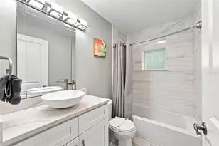 608 St Judes Dr, Longboat Key, FL 34228 - Photo 8