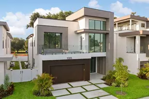 1005 W Braddock St, Tampa, FL 33603 - Photo 1