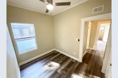1121 10th Avenue S, Saint Petersburg, FL 33705 - Photo 8