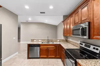 6804 N Himes Avenue, Tampa, FL 33614 - Photo 8