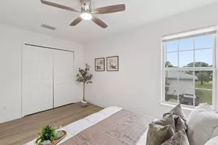 635 6th Ave S, Jacksonville Beach, FL 32250 - Photo 16