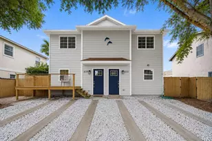 635 6th Ave S, Jacksonville Beach, FL 32250 - Photo 1