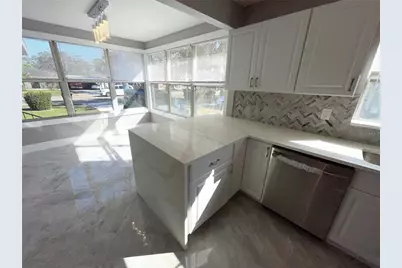 2525 37th Street S, Saint Petersburg, FL 33711 - Photo 12