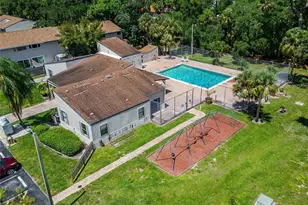 1131 Longfellow Rd, Sarasota, FL 34243 - Photo 50