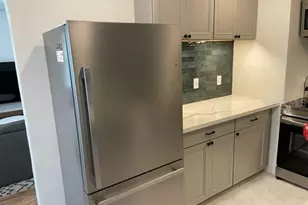 3646 6th Ave N, Saint Petersburg, FL 33713 - Photo 6
