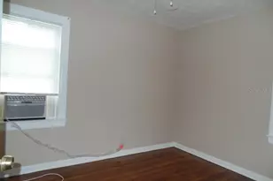 2425 Dr Martin Luther King Jr Street S, Saint Petersburg, FL 33705 - Photo 10
