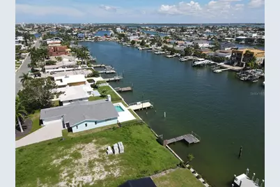 11125 4th St E, Treasure Island, FL 33706 - Photo 38