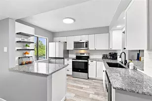 1805 Mariner Dr, Tarpon Springs, FL 34689 - Photo 8