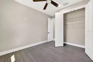 284 Roosevelt Ave, Masaryktown, FL 34604 - Photo 34