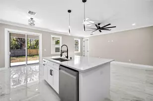 284 Roosevelt Ave, Masaryktown, FL 34604 - Photo 22
