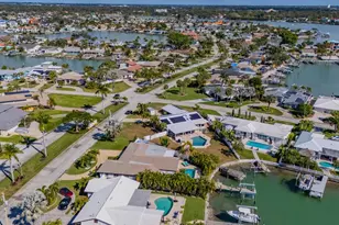 1028 79th St S, Saint Petersburg, FL 33707 - Photo 74