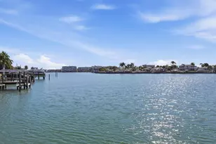 1028 79th St S, Saint Petersburg, FL 33707 - Photo 54