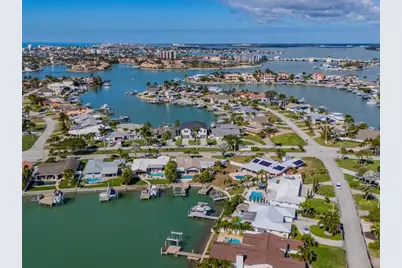 1028 79th Street S, Saint Petersburg, FL 33707 - Photo 72