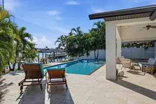 1028 79th St S, Saint Petersburg, FL 33707 - Photo 48
