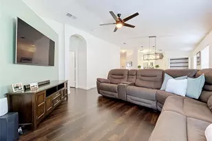 7710 Carriage Pointe Dr, Gibsonton, FL 33534 - Photo 14