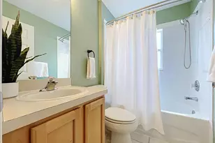 7710 Carriage Pointe Dr, Gibsonton, FL 33534 - Photo 30
