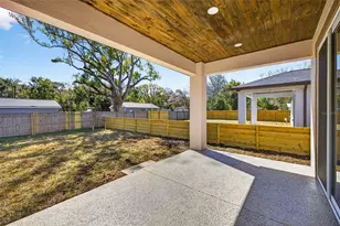 288 Roosevelt Ave, Masaryktown, FL 34604 - Photo 50