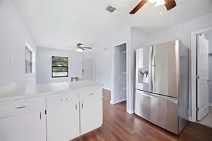 5412 N 48th St, Tampa, FL 33610 - Photo 12