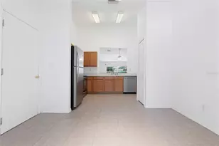 6412 Laurelwood Dr, Zephyrhills, FL 33542 - Photo 24